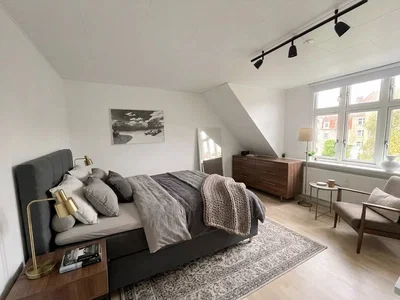 Lys og delevenlig 3-værelses på 90 m2 med skråvægge og grøn fællesgård - Dalgasgade, Aalborg - 4