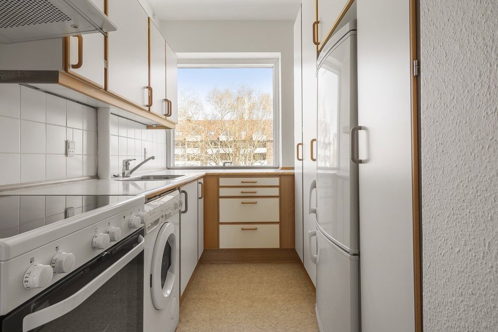 apartment Bo centralt i Horsens – lys lejlighed med stor stue og vestvendt altan