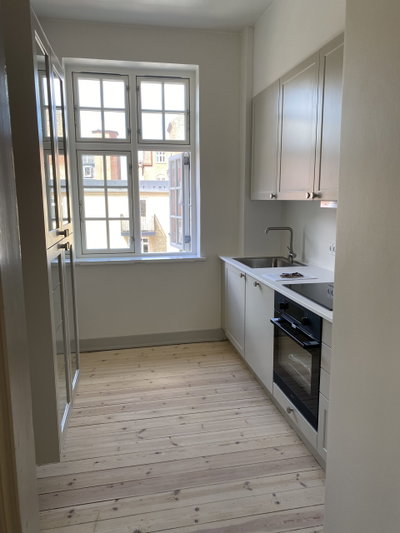 Lys 3-værelses lejlighed med altan og moderne komfort - Skt. Gertruds Stræde, Odense C - 1