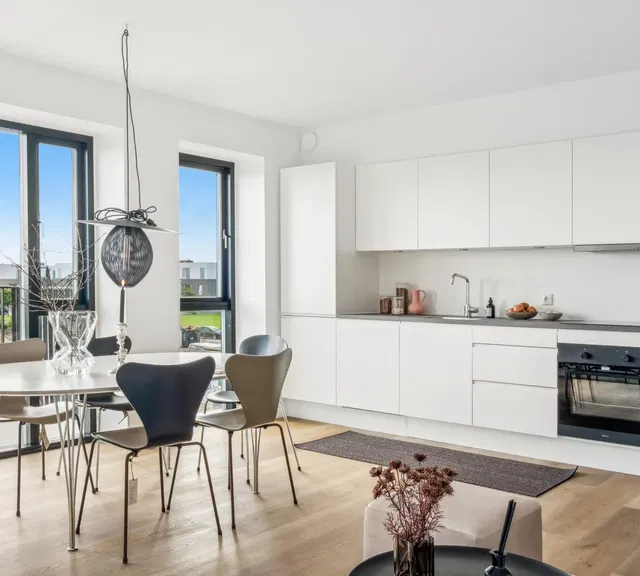 apartment Moderne 2-værelsesbolig med egen parkeringsplads