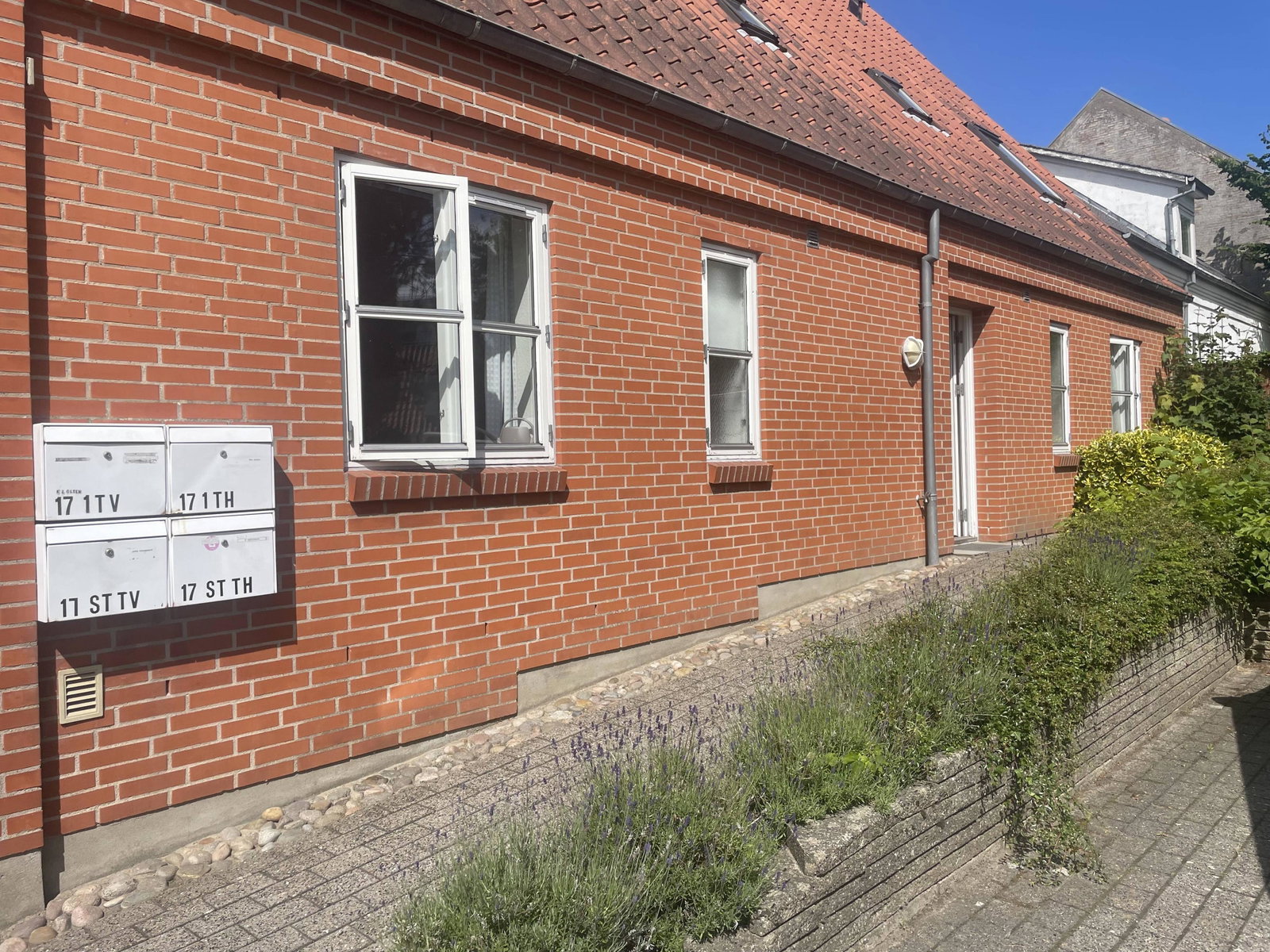 apartment Dronningensgade 17, 1. th.