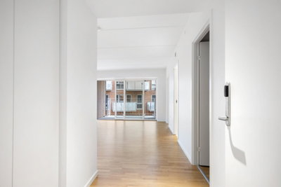 Lys 3-værelses lejlighed med altan, elevator og tagterrasse - Jyllandsgade, Aalborg - 4