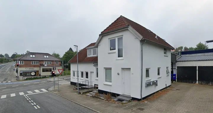 Hyggelig 1-værelses bolig med egen terrasse - Jellingvej, Vejle - 0