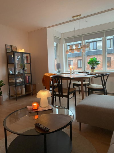 Lys 2-værelseslejlighed med karnap i Vestbyen - Schleppegrellsgade, Aalborg - 2