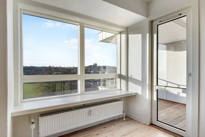 Lys og delevenlig 3-værelses med stor altan - Thulevej, Aalborg SØ - 1