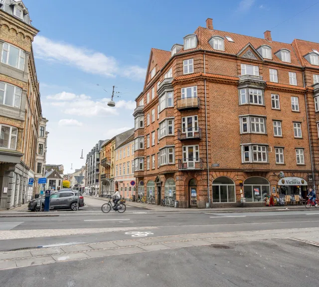 apartment Bright, Move-In-Ready Apartment Close to Aalborg City Centre