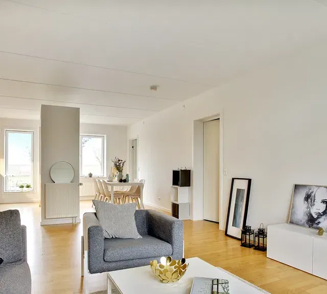 apartment Lys 3-værelses bolig på 88 m² i Aalborg Øst