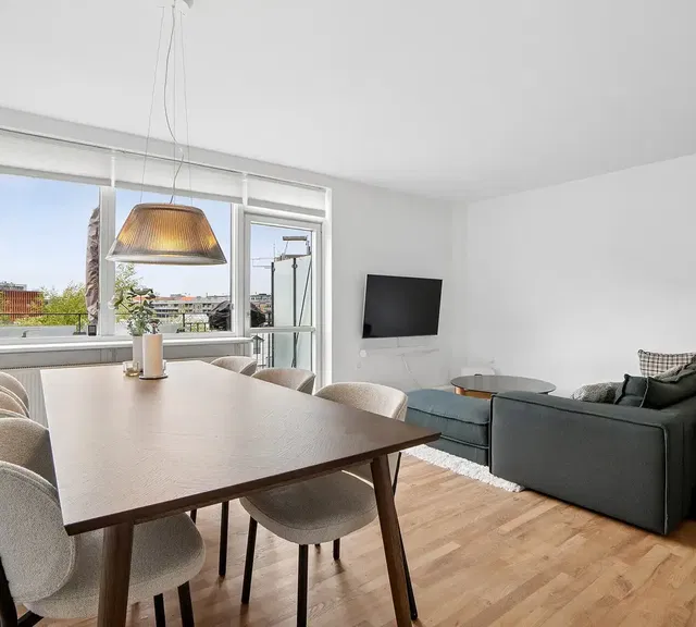 apartment Lys 3-værelses lejlighed med vestvendt altan på Østerbro