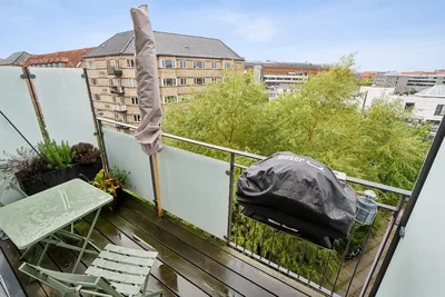 Lys 3-værelses lejlighed med vestvendt altan på Østerbro - Victor Bendix Gade, København Ø - 2