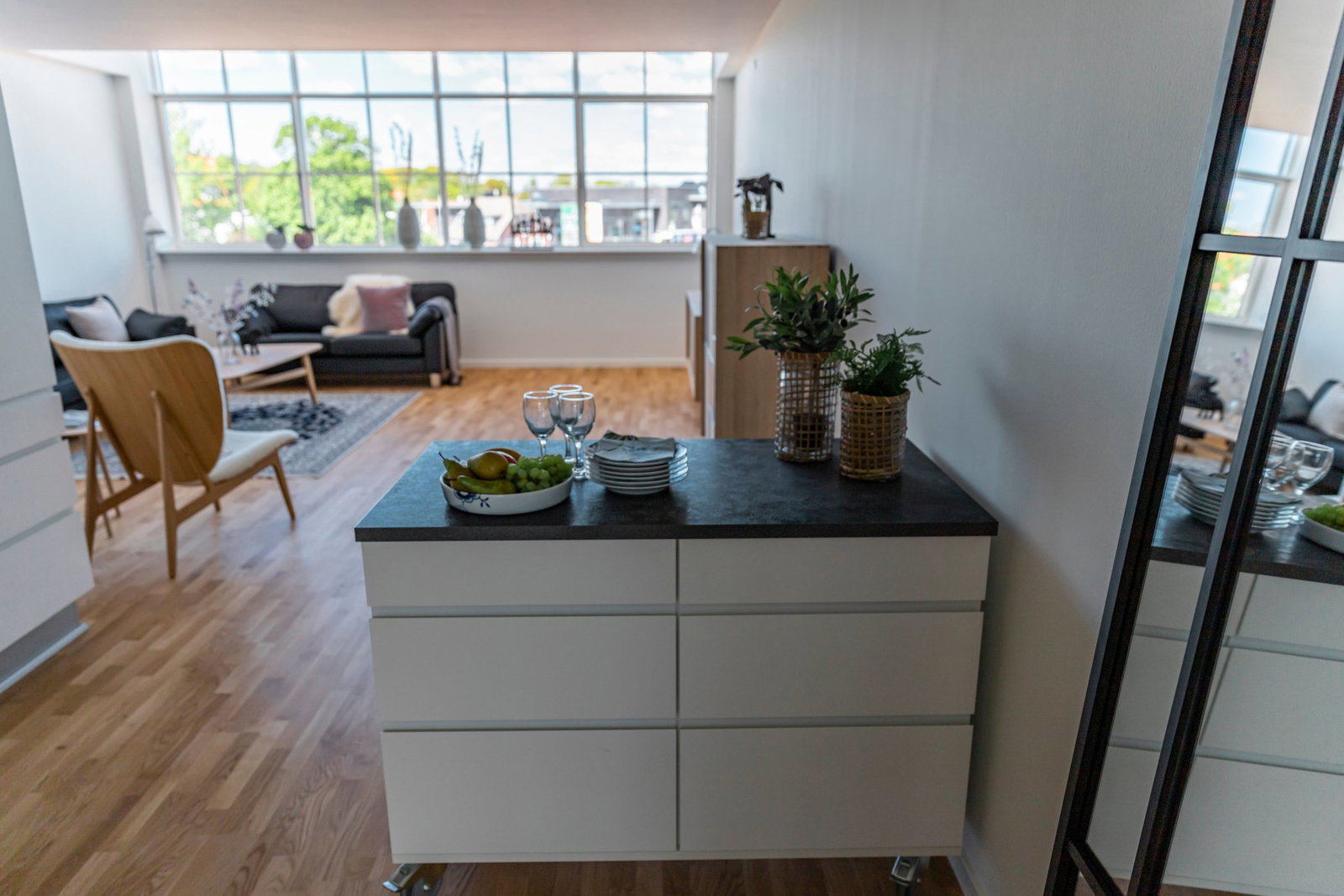 Visual presentation of the listing