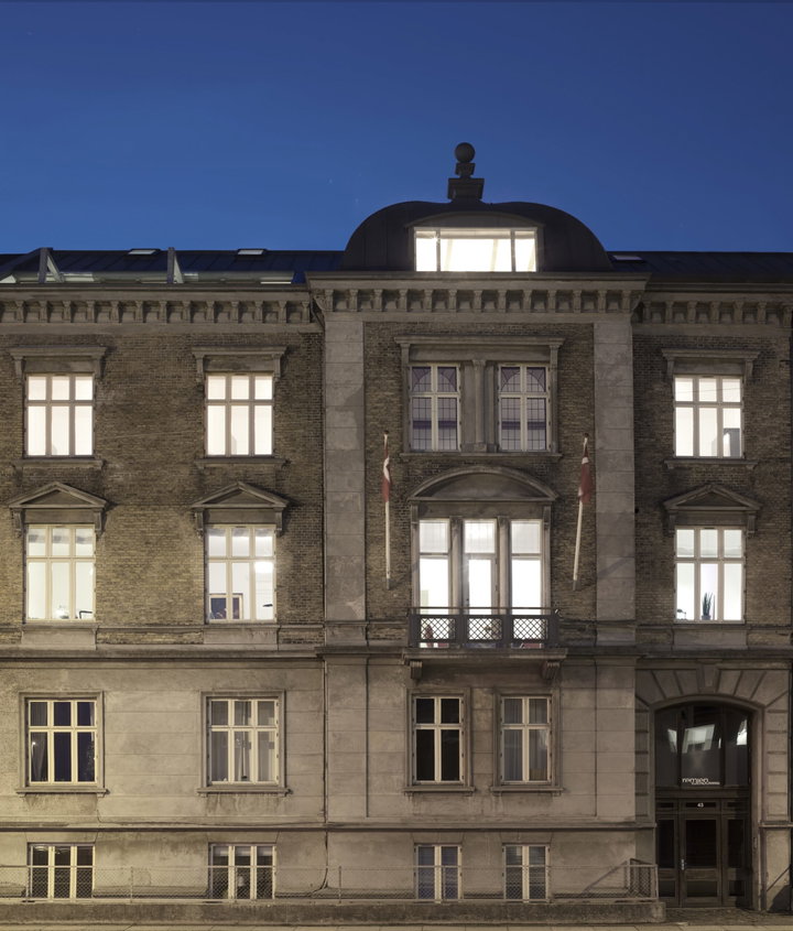 Penthouse med vandudsigt, to altaner og flotte detaljer - Kystvejen, Aarhus C - 0