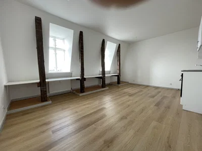 Lys 1-værelses på 49 m2 med elevator og charmerende detaljer - Jernbanegade, Hjørring - 3