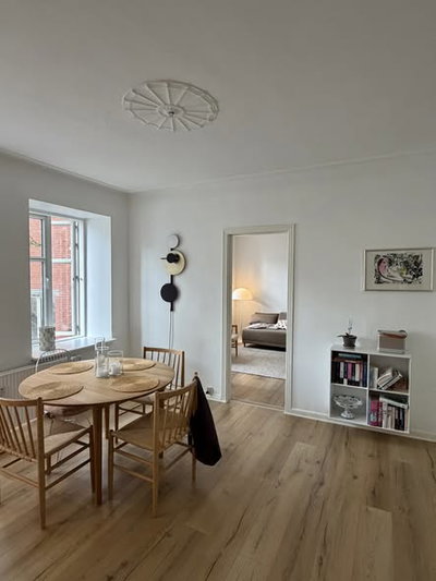 CHARMERENDE 3-VÆRELSES MED VESTVENDT ALTAN I CENTRUM! - Løkkegade, Aalborg - 2