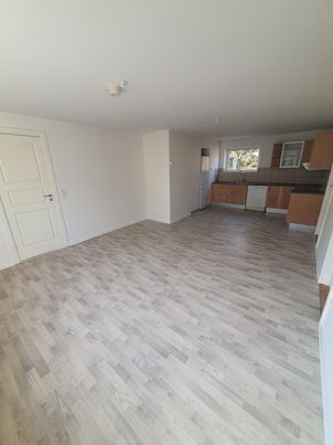 apartment 3-værelses stuelejlighed med have og terrasse
