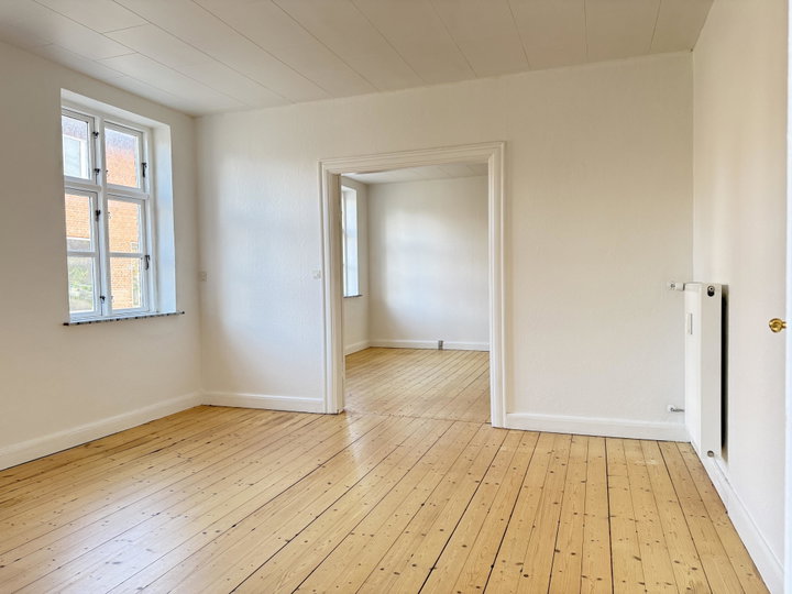 Spacious 4-Room Ground-Floor Apartment in Mariager - Rosengade, Mariager - 0