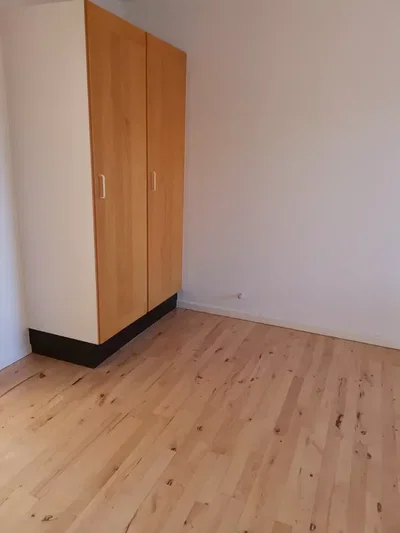 Lys 2-værelses i stueplan med terrasse og grøn udsigt – 54 m2, parkering og nye 3-lags vinduer - Myrdalstræde, Aalborg Øst - 3