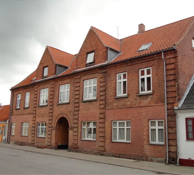 apartment Spacious 1-room apartment centrally located in Sakskøbing