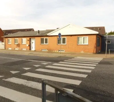 apartment Velindrettet 4-værelses med altan/terrasse – 86 m2 i lav murstensejendom