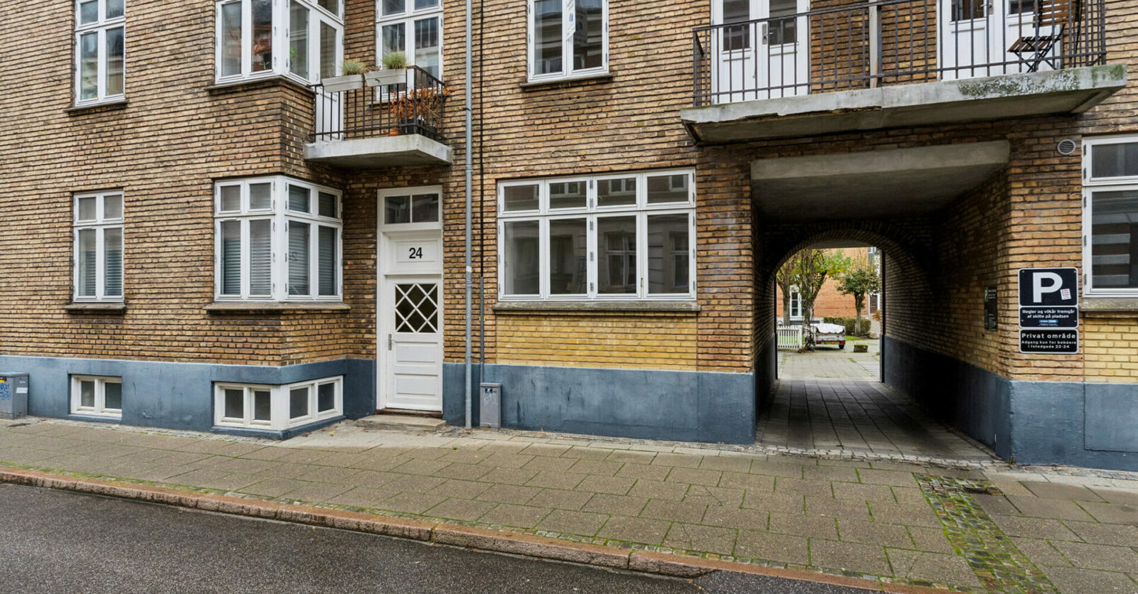 Visual presentation of the listing