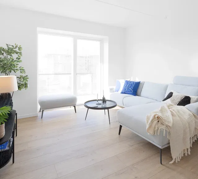 apartment Lys 3-værelses lejlighed med altan