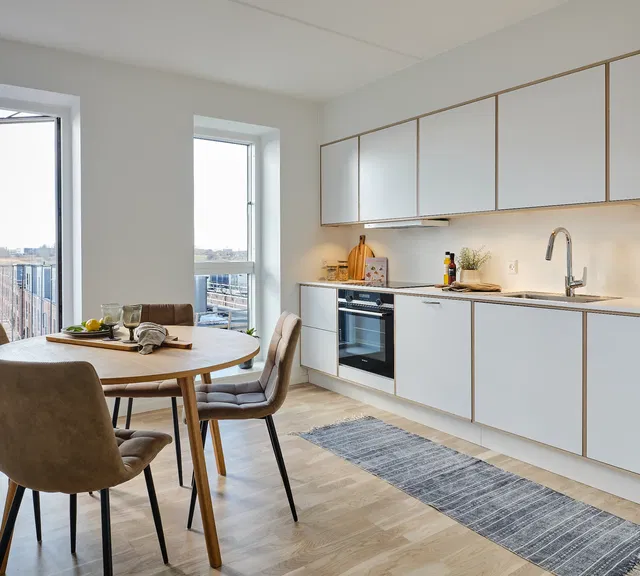 apartment Beautiful 4-room apartment with a large balcony
