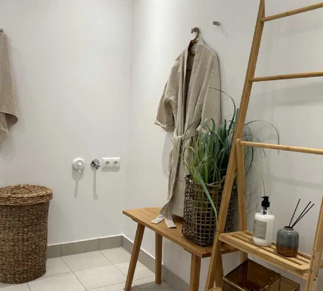 apartment Bright 3-Room Home with Terrace and Spacious Bathroom