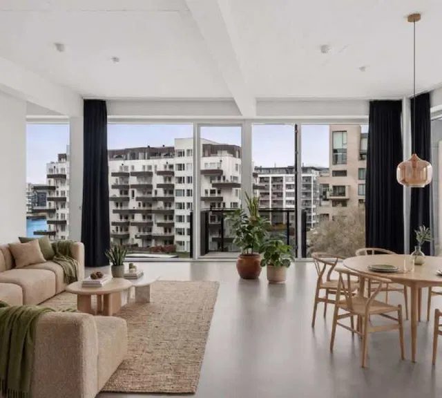apartment INGEN BINDINGSPERIODE - Fantastisk lejlighed med hele 3 altaner og udsigt til vand