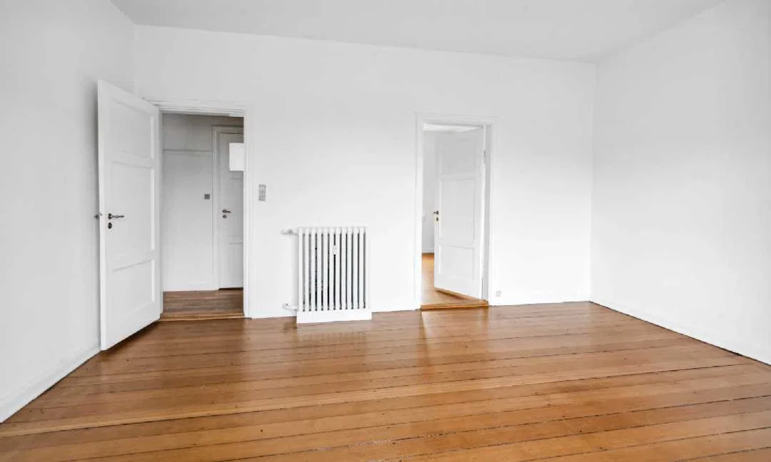 apartment Charming 2-Room Apartment with Balcony Right by Odense Station! - ONLY 1 MONTH'S DEPOSIT!