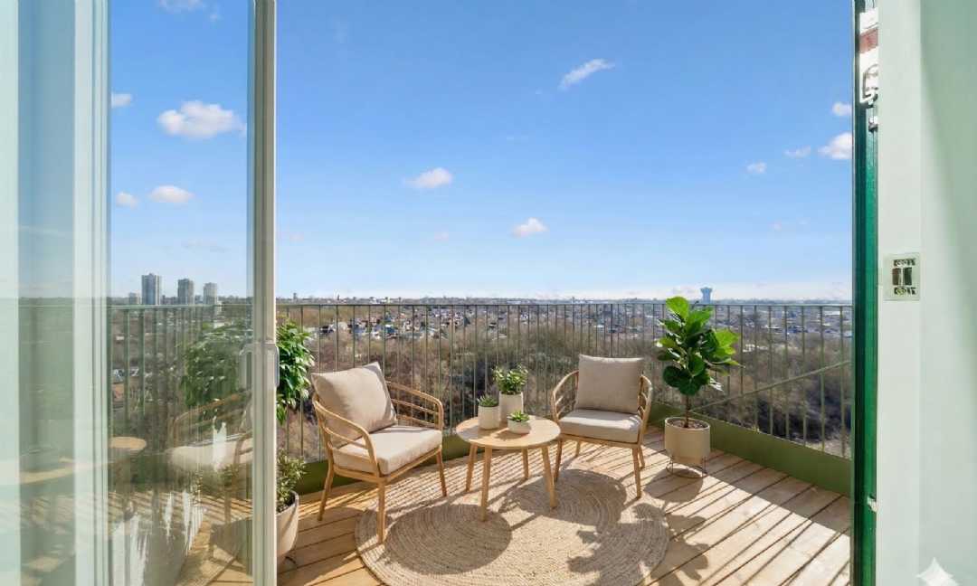 apartment Stilren lejlighed i attraktive Ørestad Syd med altan