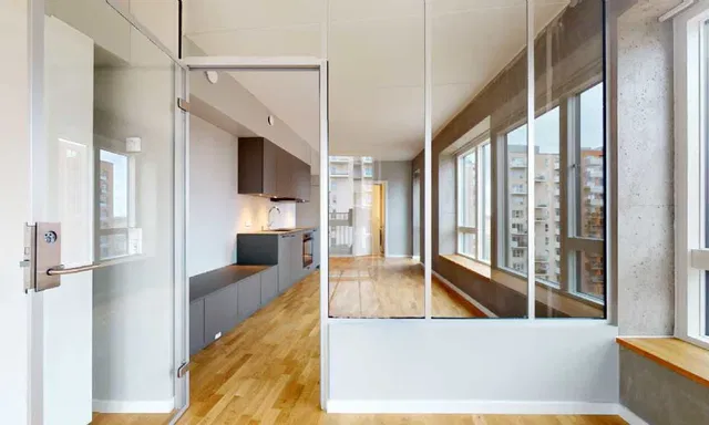 apartment Inviting 2-Room Apartment with Sunny Balcony and Modern Interior