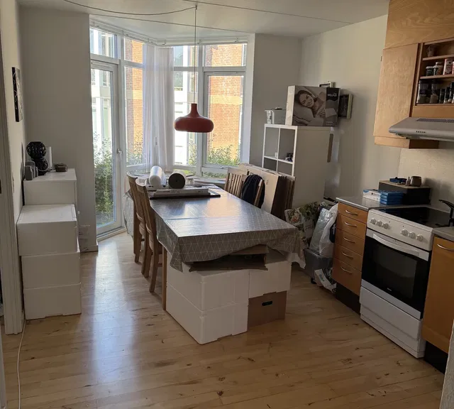 apartment Lys og velindrettet 2-værelses på 65 m2 med køkken-alrum og parkering – indflytning 1. december