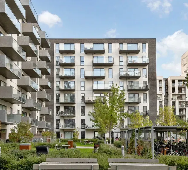 apartment Lys 3-værelses bolig på 98 m² i København S