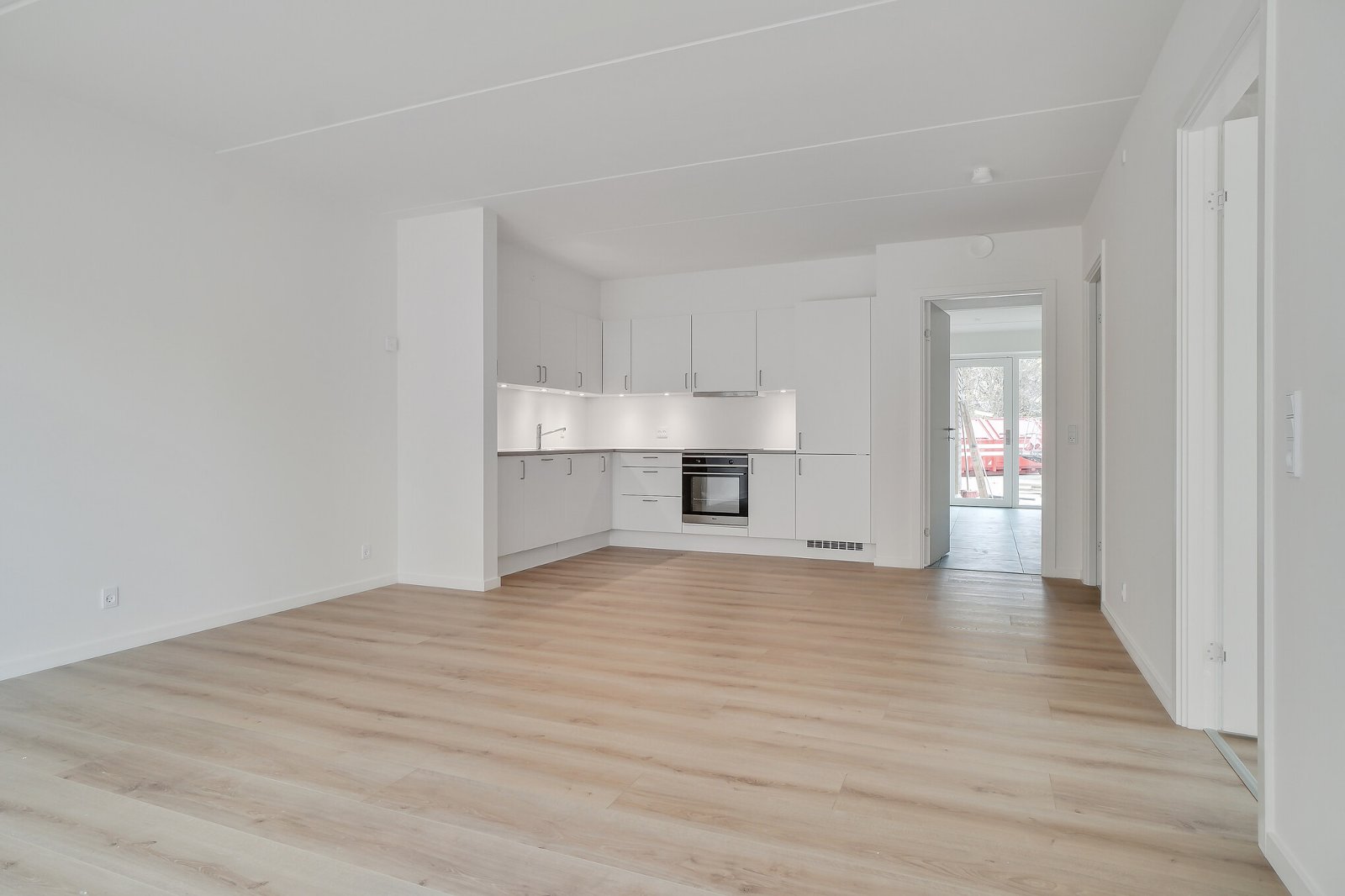 townhouse 4-værelses rækkehus med terrasse og skur