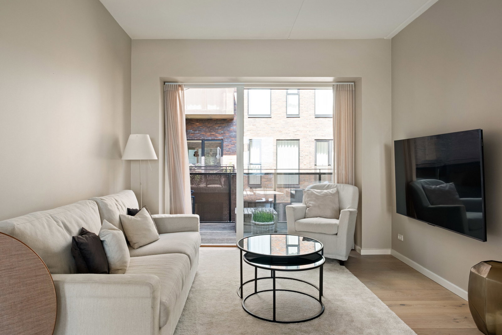 Visual presentation of the listing