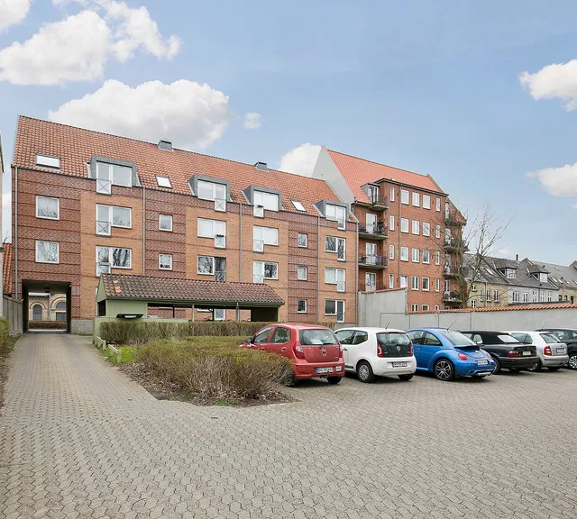 room Youth Housing Close to the City Centre