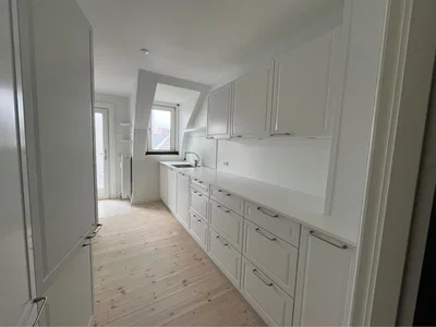 115 m² bolig i gågaden med altaner og elevator - Søndergade, Frederikshavn - 1
