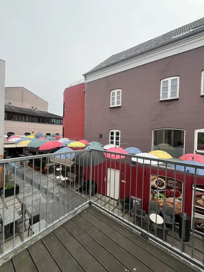 Central 2-værelses lejlighed med egen terrasse - Nørregade, Vejle - 2