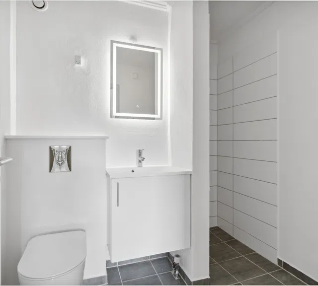 apartment Rummelig 2-værelses med egen altan