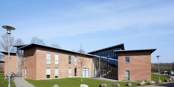 Two-bedroom apartment surrounded by beautiful nature - Rapsmarken, Odense S - 0