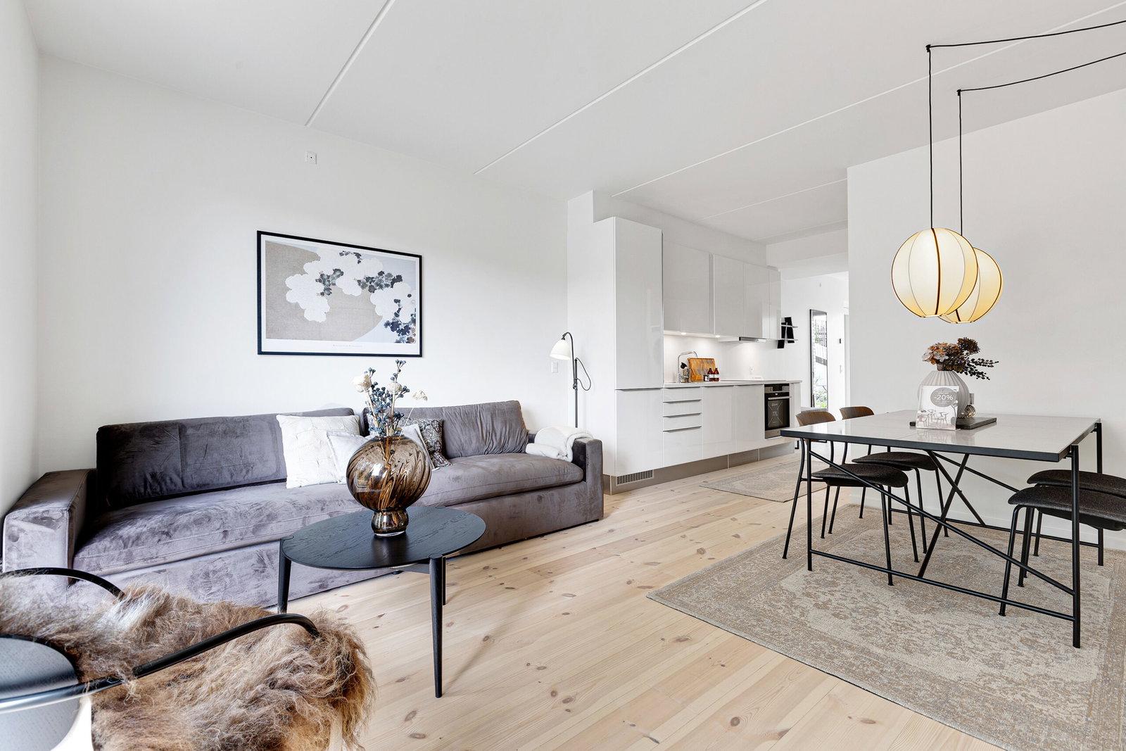 Visual presentation of the listing