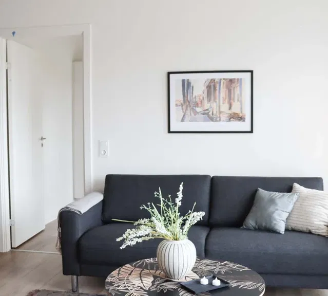 townhouse Rækkehus med terrasse, skur og flisearealer