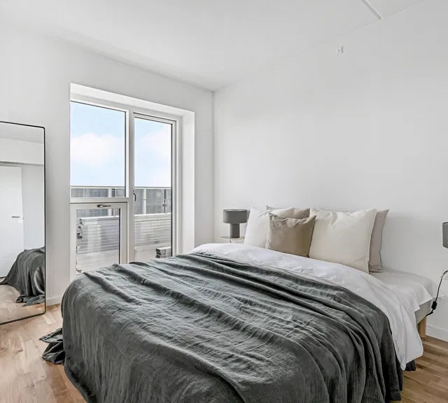 apartment Lys 2-værelses lejlighed med altan tæt på metroen