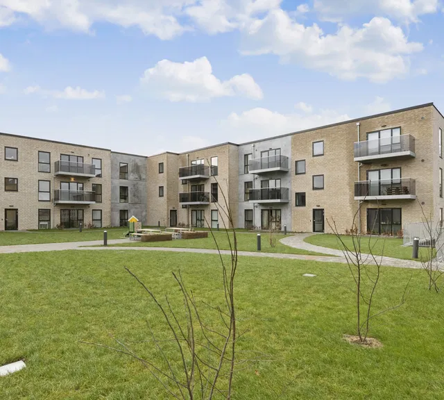apartment Lys 1-værelses lejlighed med stor altan
