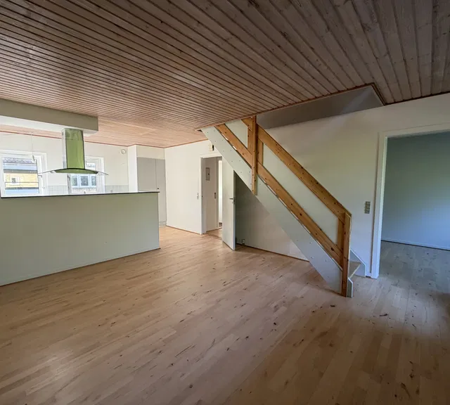 apartment Bright four-room home on two levels close to the city’s vibrant life