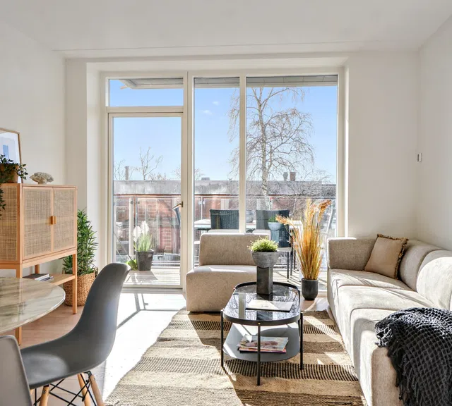 apartment Lyse lejligheder med altan i Brøndbyvester