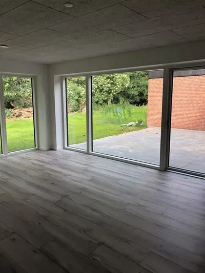 Luksuriøst rækkehus i ét plan med egen terrasse, have og parkering – 118 m2 - Sejershaven, Gadbjerg - 1