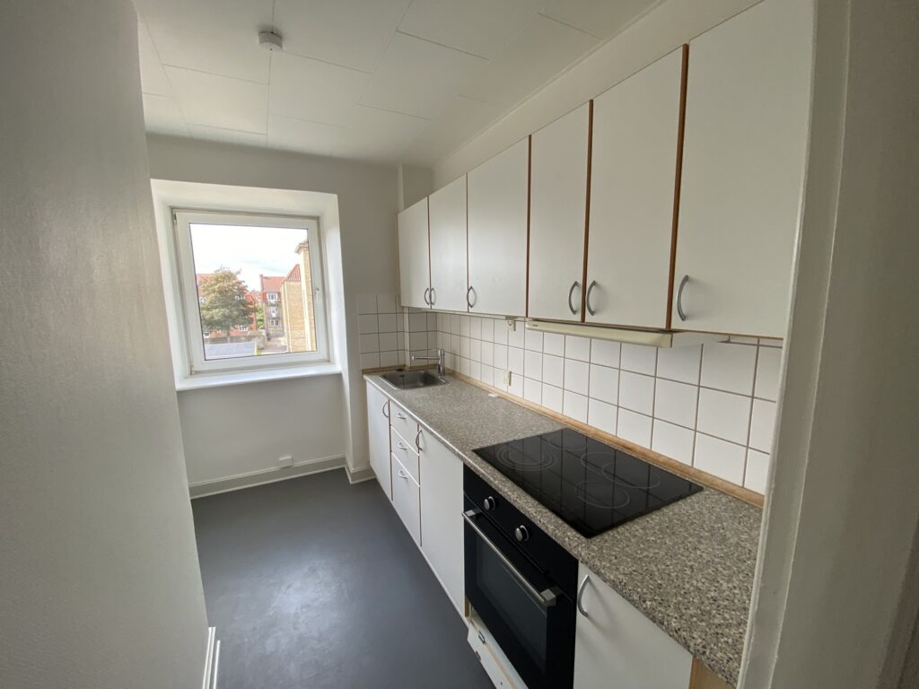 apartment Praktisk og billig 3-værelses lejlighed