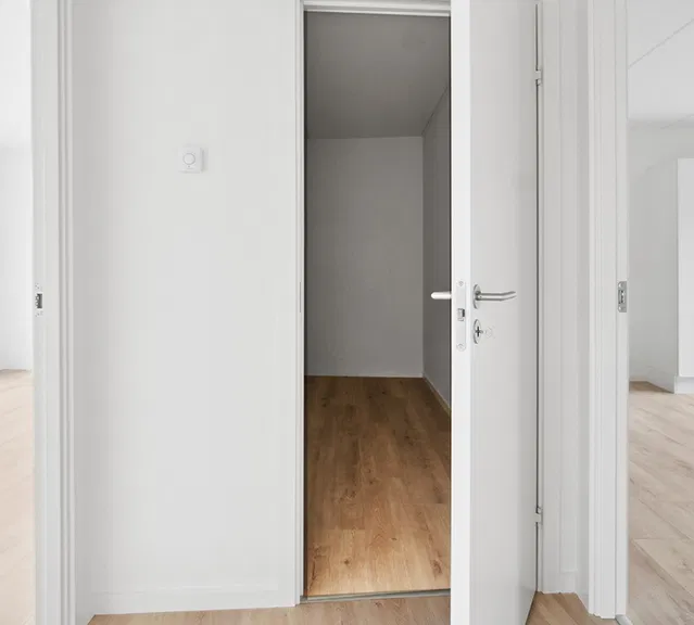apartment Treværelses lejlighed med altan i Køge