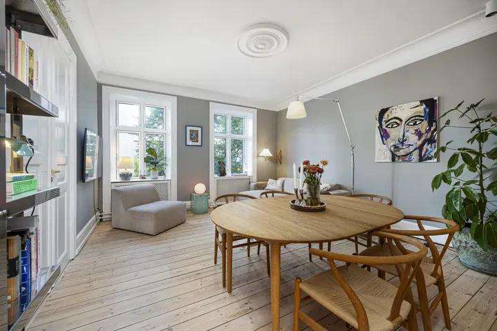 Indflytningsklar lejlighed med stil og charme - Dronning Olgas Vej, Frederiksberg - 1