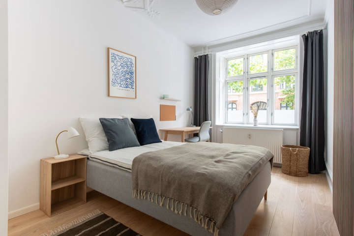 Enkeltværelse i renoveret lejlighed på Frederiksberg - Thorvaldsensvej, Frederiksberg C - 0